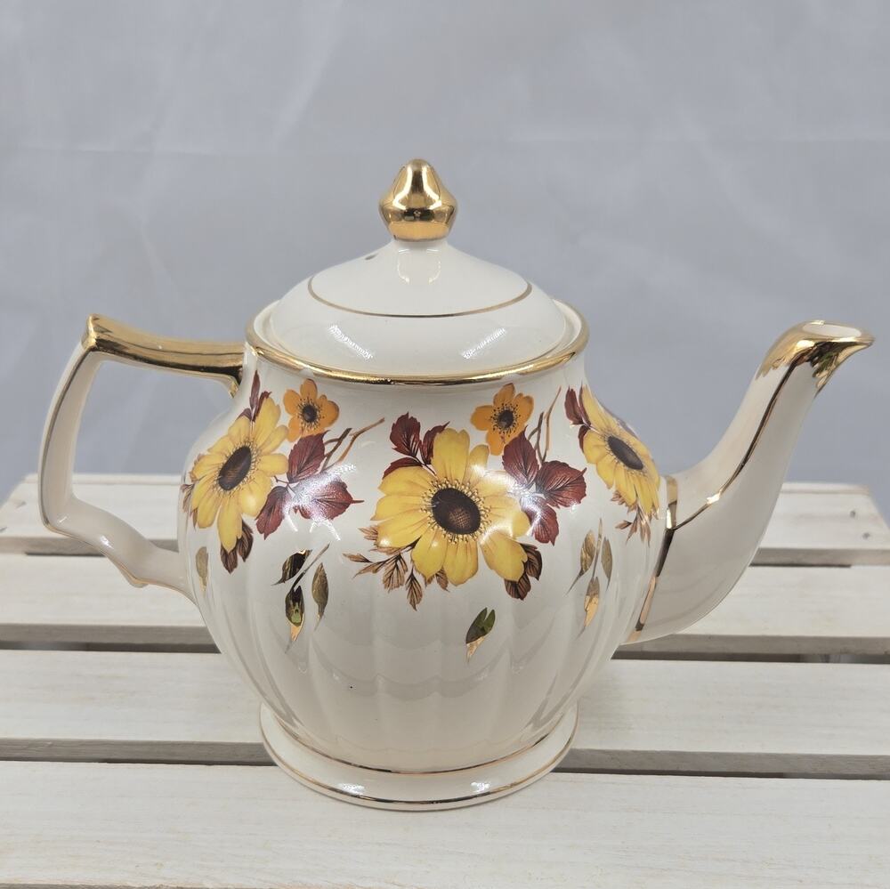 Sadler England Autumn Flowers Tea Pot